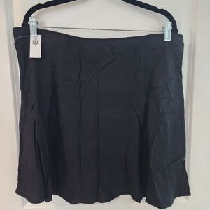 Old Navy Black A-Line Mini Skirt Size XL. NWT.